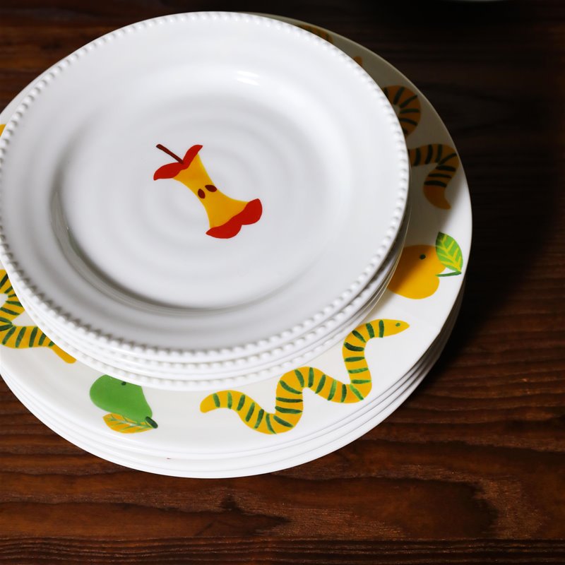 Hal Haines Apple Plate - Set of 4